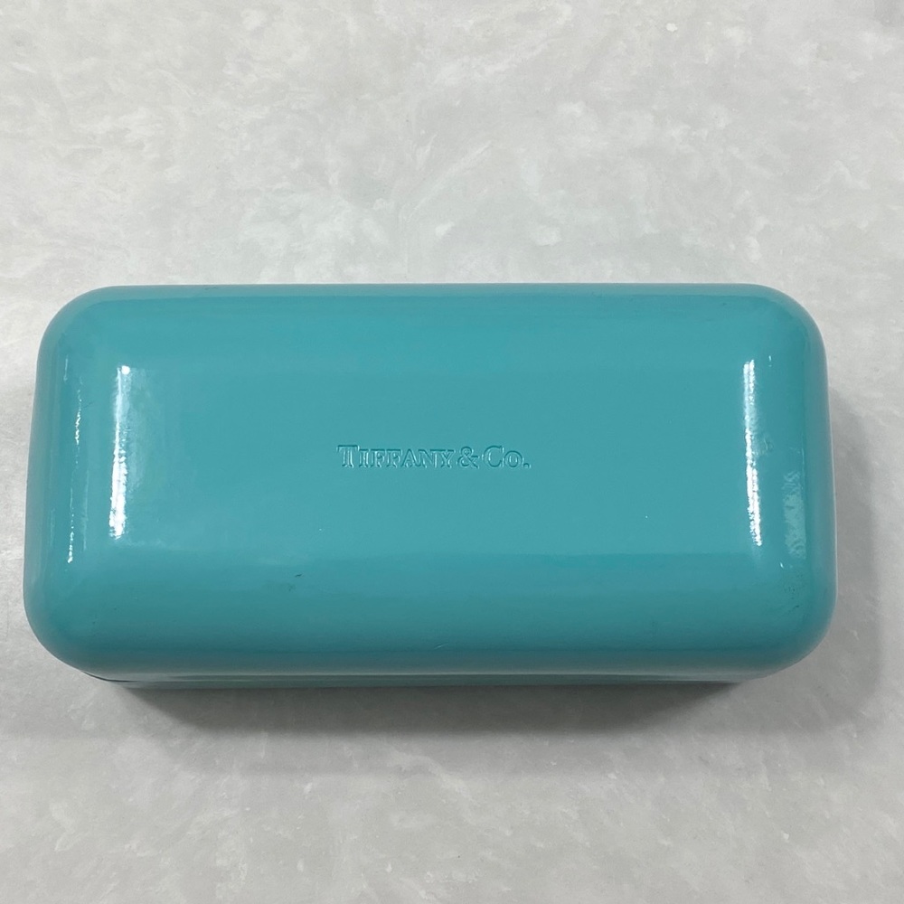 Like new Tiffany glass case